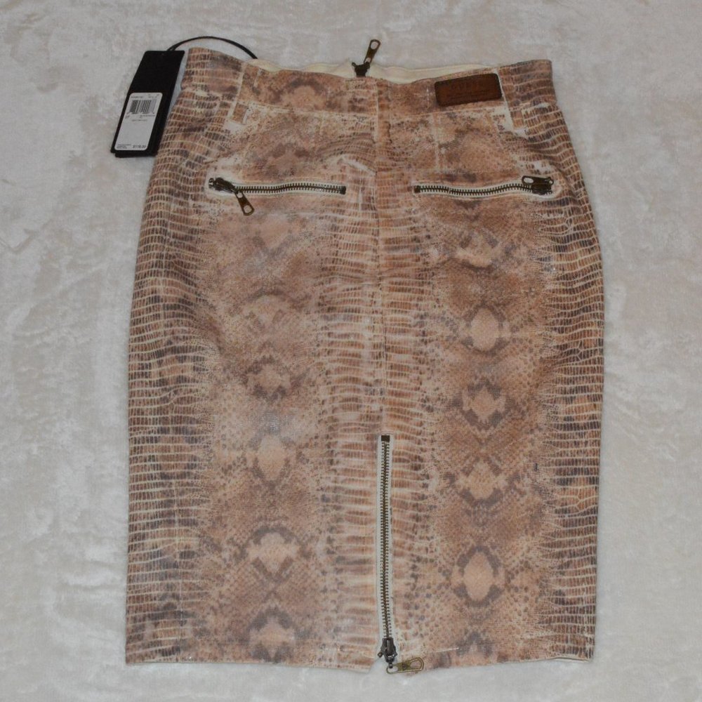 NWT Guess Tan/Cream Longette Moto Skirt 27 Snake